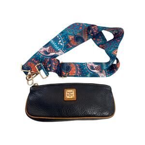 Dooney & Bourke Navy Pebble Grain Leather Pouch Ready to Wear Boho Cosmetic Bag